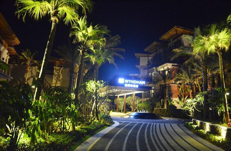 Wyndham Shenzhou Peninsula Hotel Wanning Exterior foto